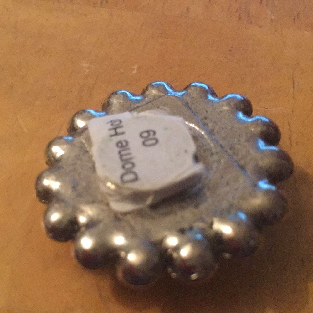 Silver-Tone Decorative Round Cabochon Accent - Unbranded - Picture 3 of 5